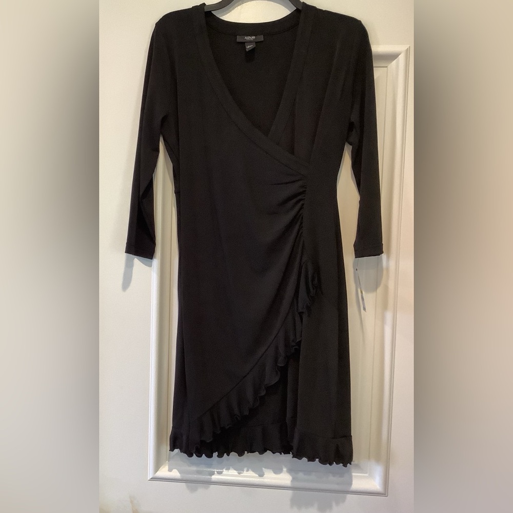 Alfani Petite Medium Black Faux Wrap Dress V-Neck 3/4 Sleeves Ruffled Bottom